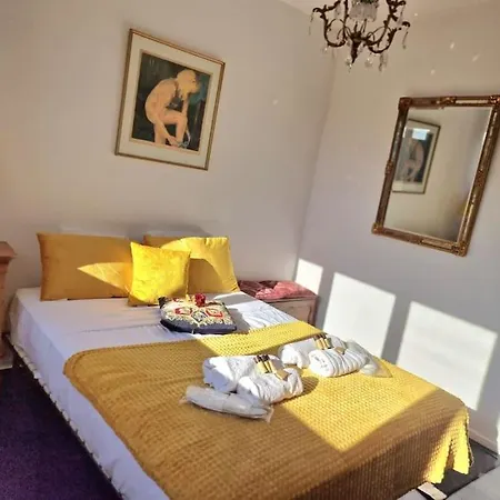 Fontaine De Valescure Yourhosthelper Apartment